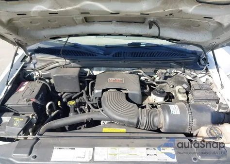 1998 Ford Expedition z USA, uszkodzony, nr VIN 1FMR417XWLA87930